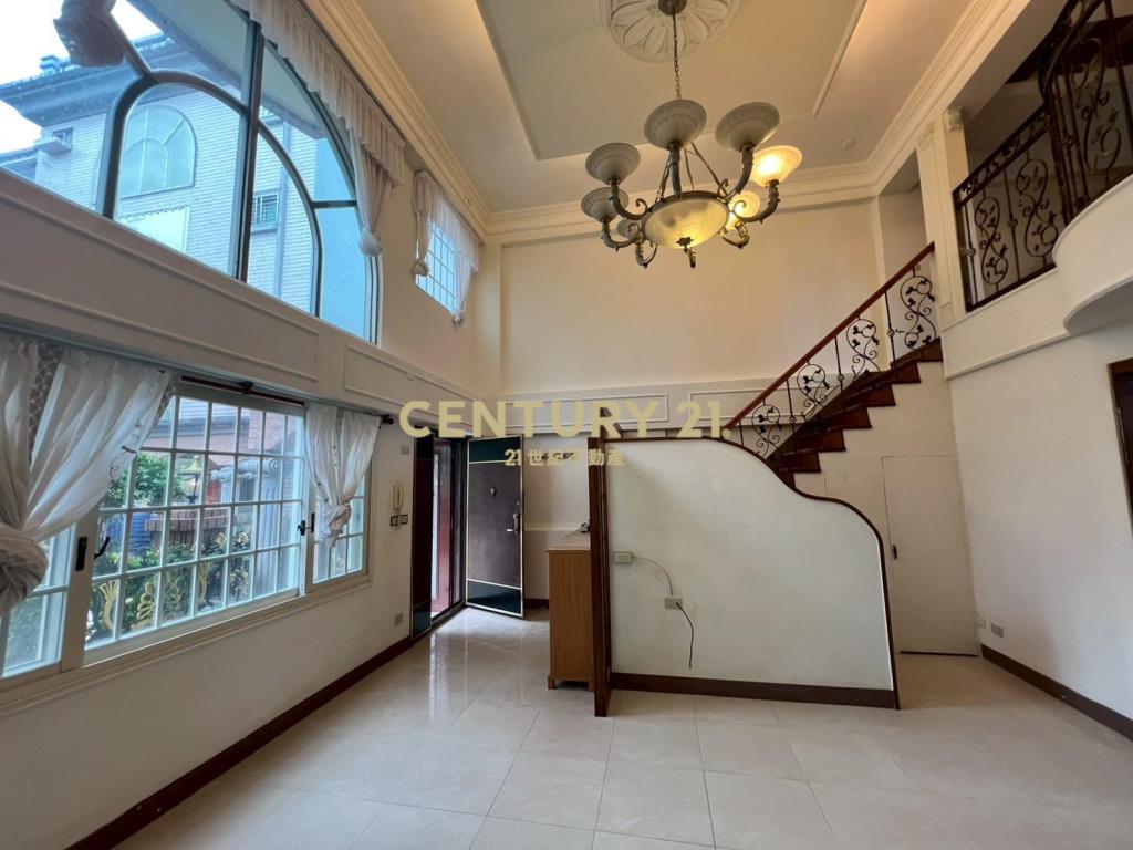 EB368羅東運動公園社區別墅