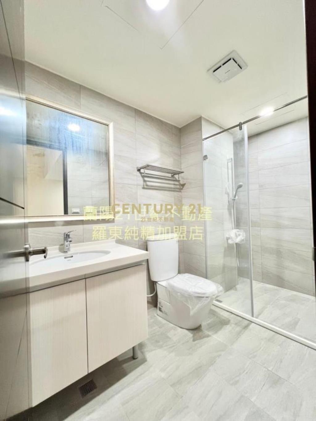 EA314法吉歐里高樓三房華廈