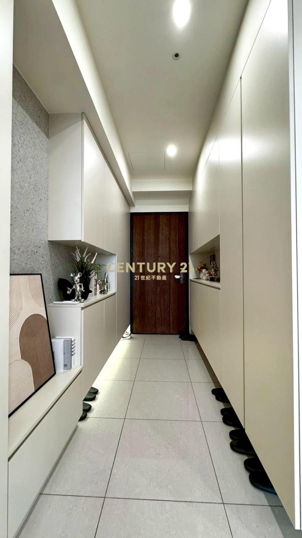 EA318法吉景觀全新裝潢三房車位華廈