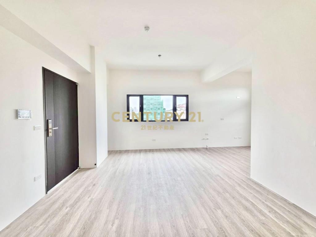 EA329華德福三房車位華廈