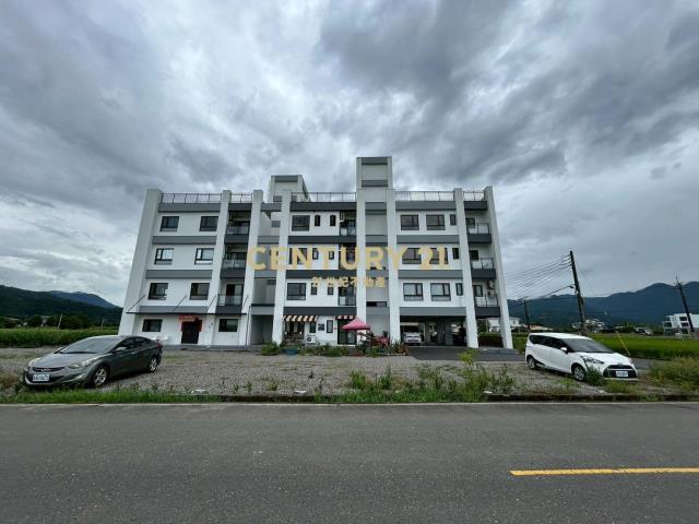 EA335山景田野全新三房華廈