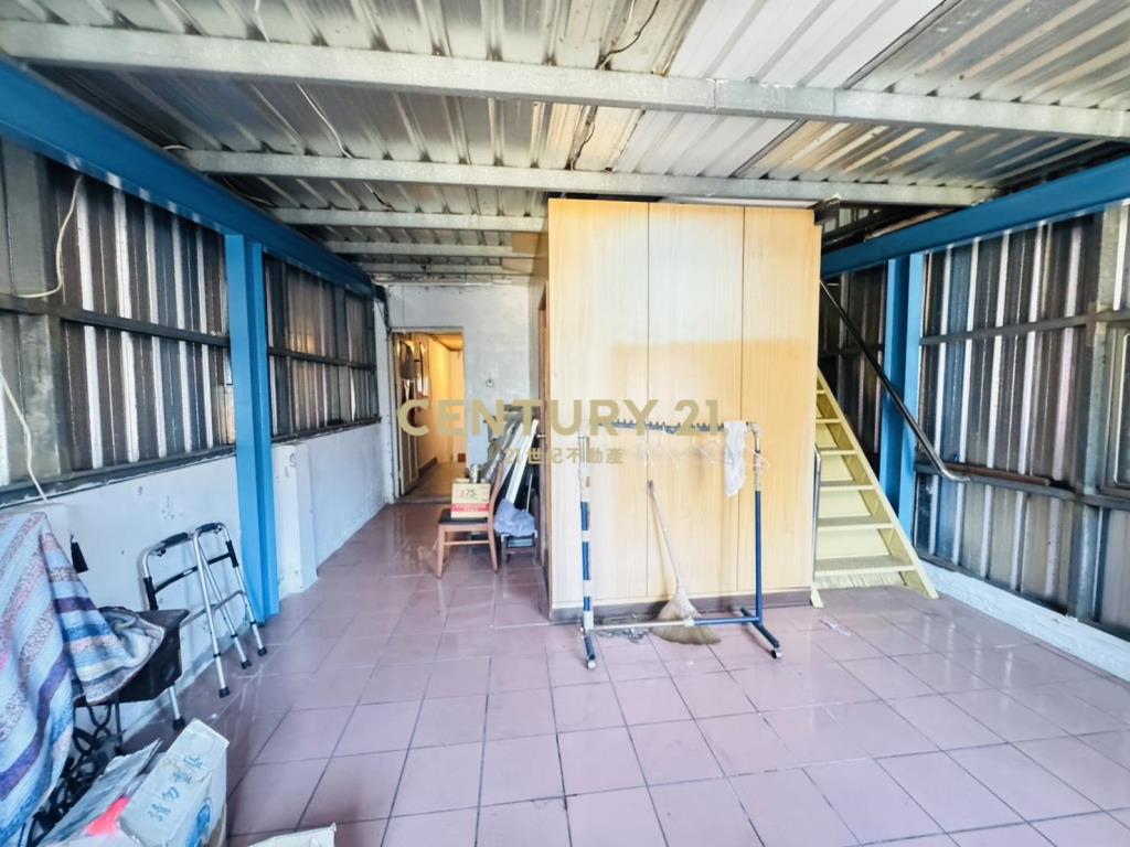 EG126興東精華地段店住
