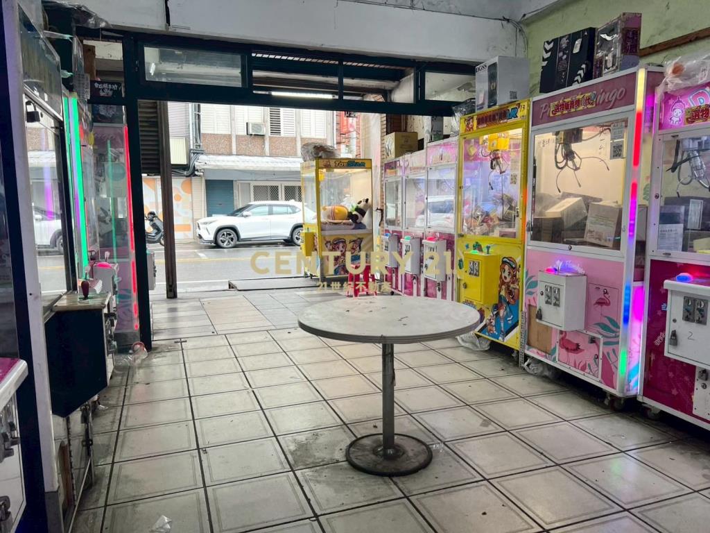 EG123順安市集小店面