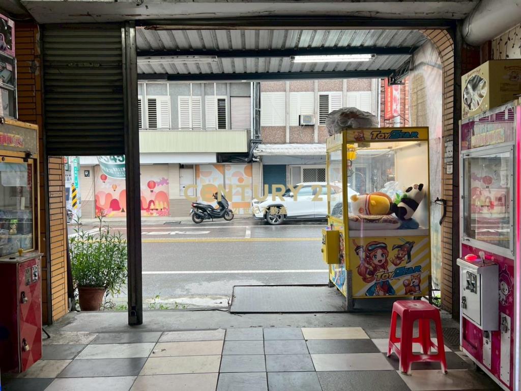 EG123順安市集小店面