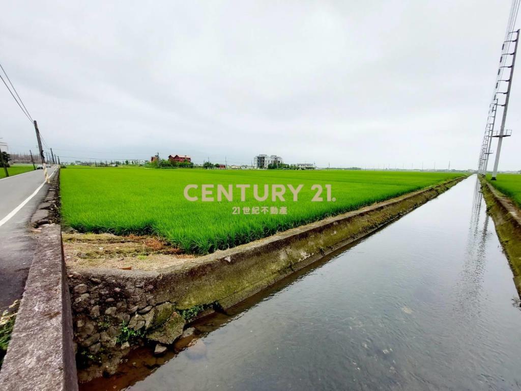 BC743壯圍雙面路農地