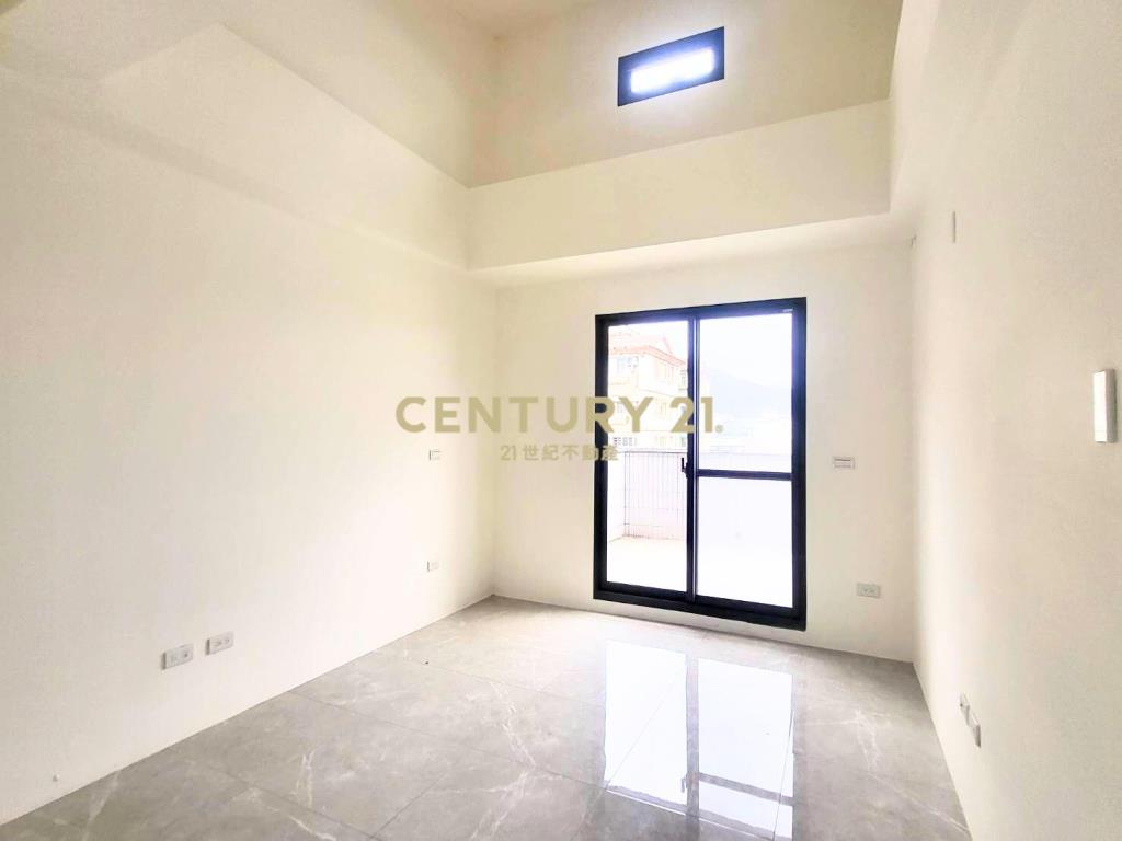 BG088全新華德福電梯店住(Ⅰ)