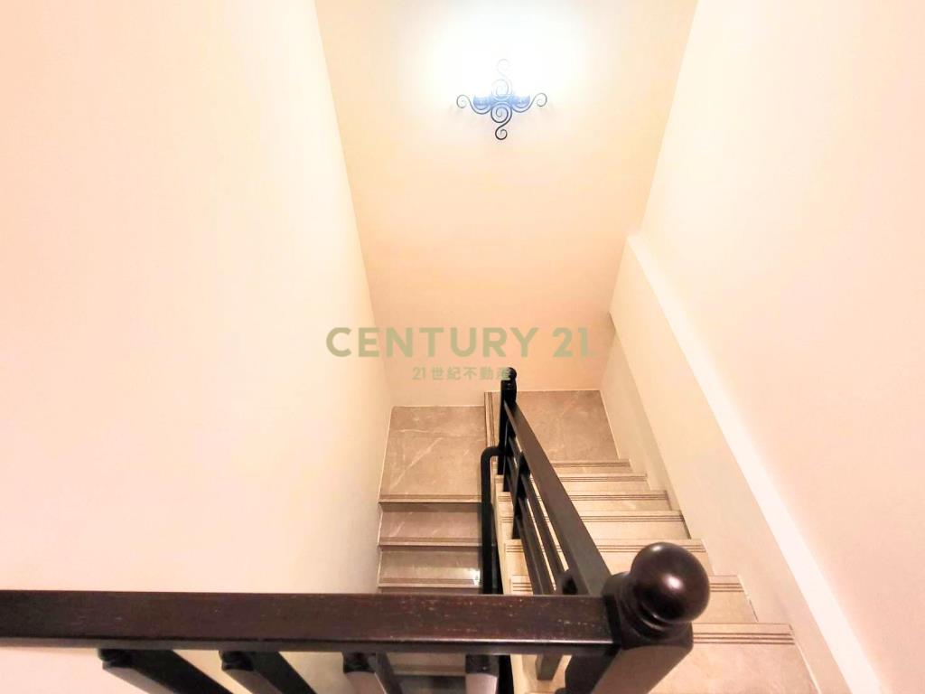 BG088全新華德福電梯店住(Ⅰ)