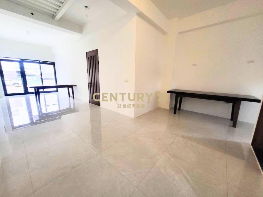 BG090全新華德福電梯店住(Ⅲ)