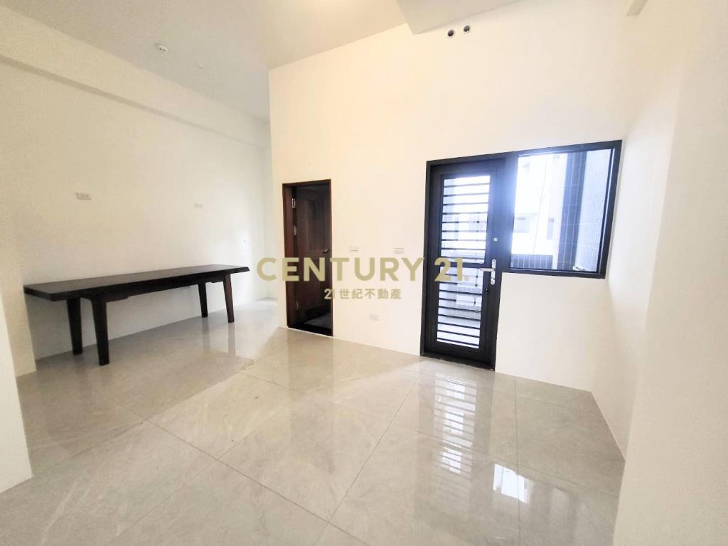 BG090全新華德福電梯店住(Ⅲ)