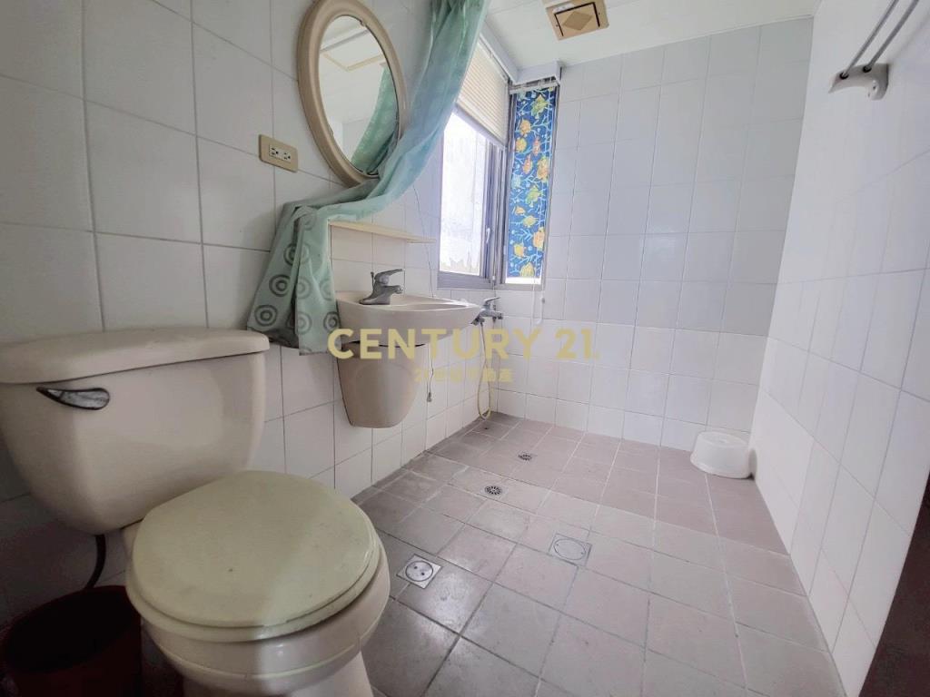 BA450文化中心大三房車位華廈