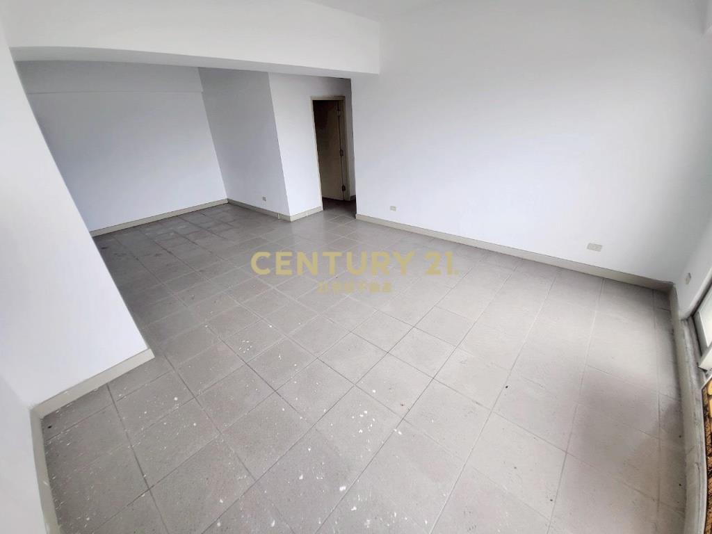 BA451宜中大三房車位華廈