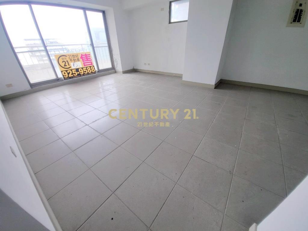 BA451宜中大三房車位華廈