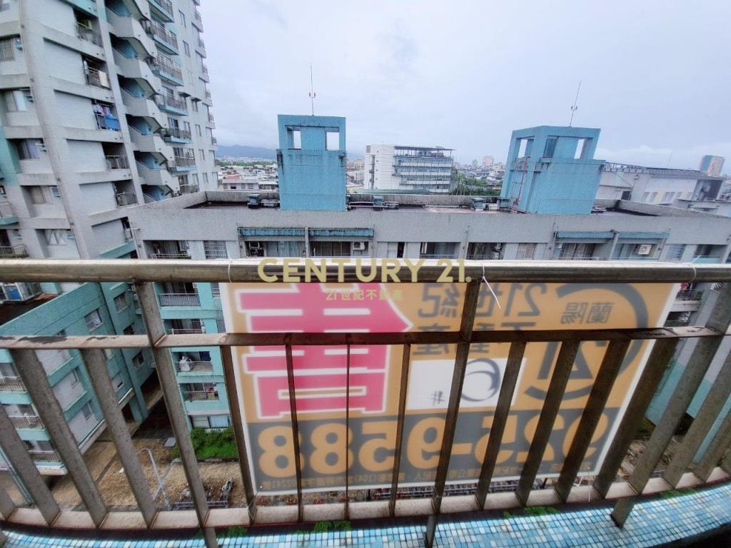 BA451宜中大三房車位華廈