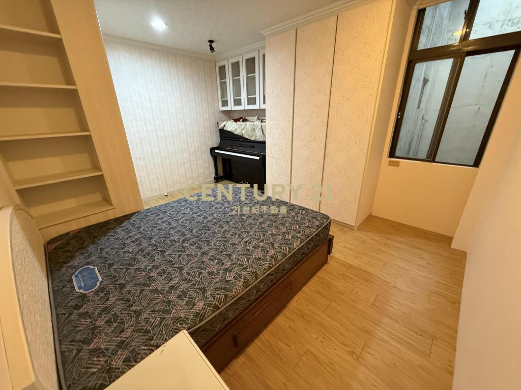 BA455新月旁美宅