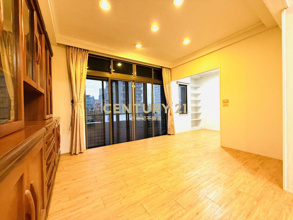 BA455新月旁美宅