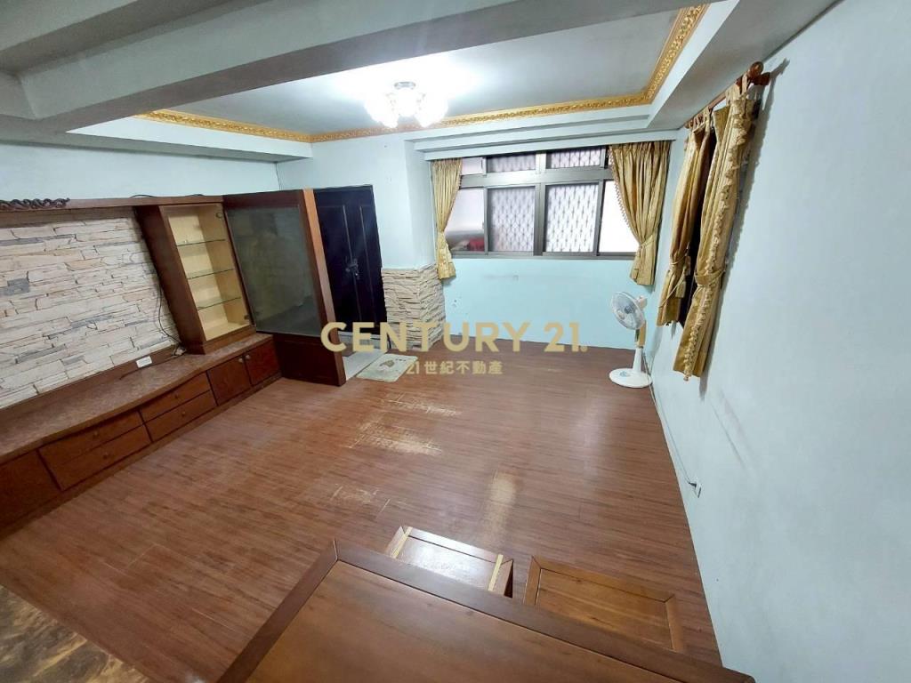 CB299員山國中邊間5房透天