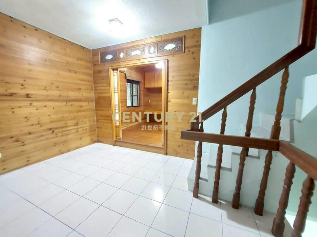 CB299員山國中邊間5房透天