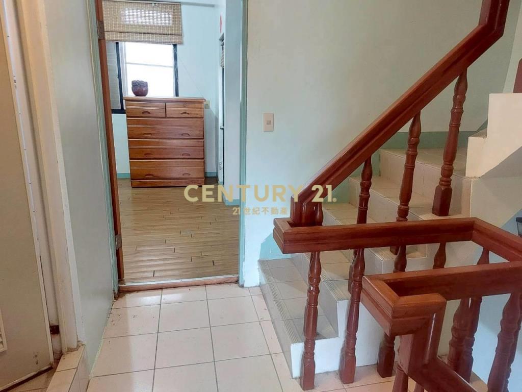 CB299員山國中邊間5房透天