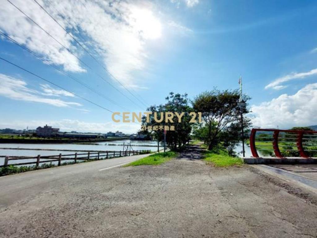 CC578近礁溪市區小農地河景第一排