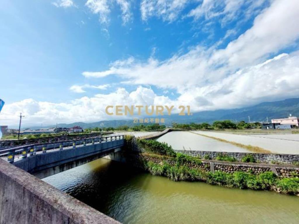 CC578近礁溪市區小農地河景第一排