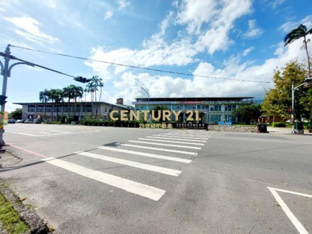 CC578近礁溪市區小農地河景第一排