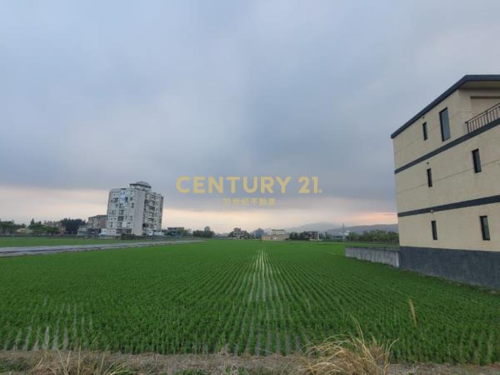 CC579礁溪武暖大面寬雙面路田園農地