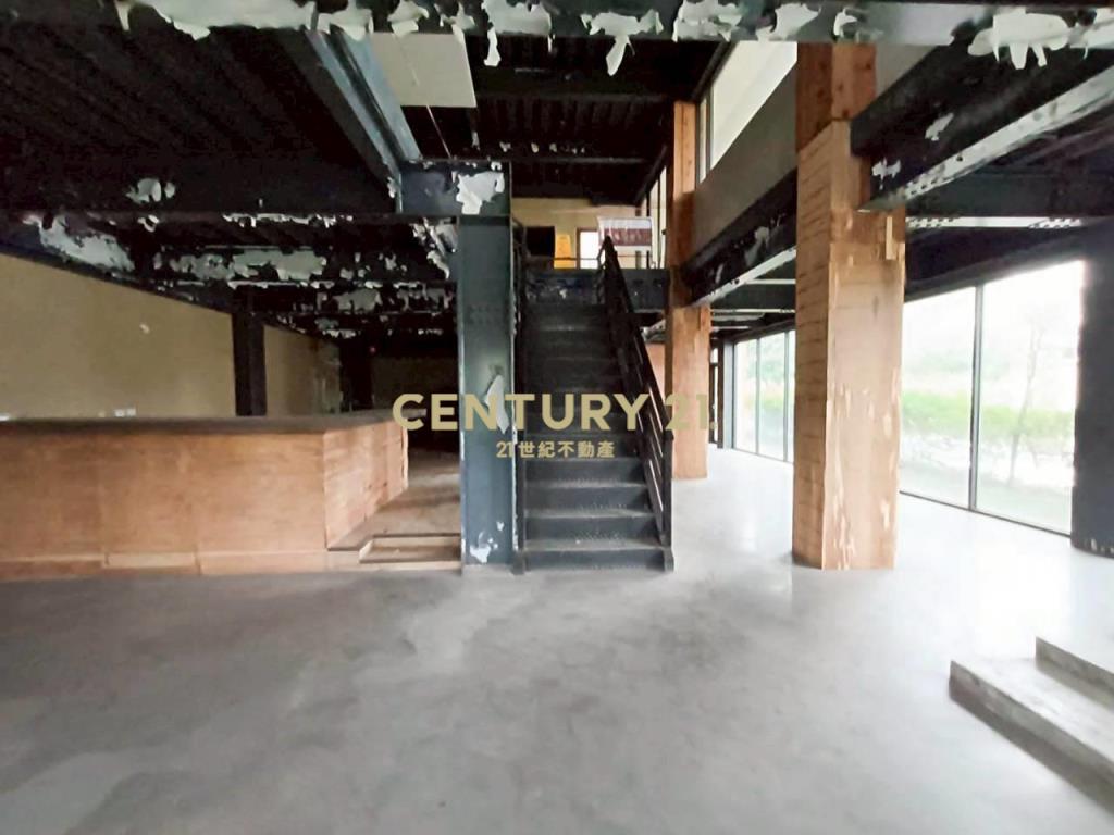 BH036縣政中心百坪雙面臨路店面(租)