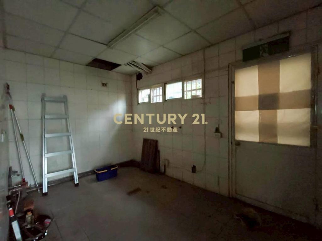 BH036縣政中心百坪雙面臨路店面(租)