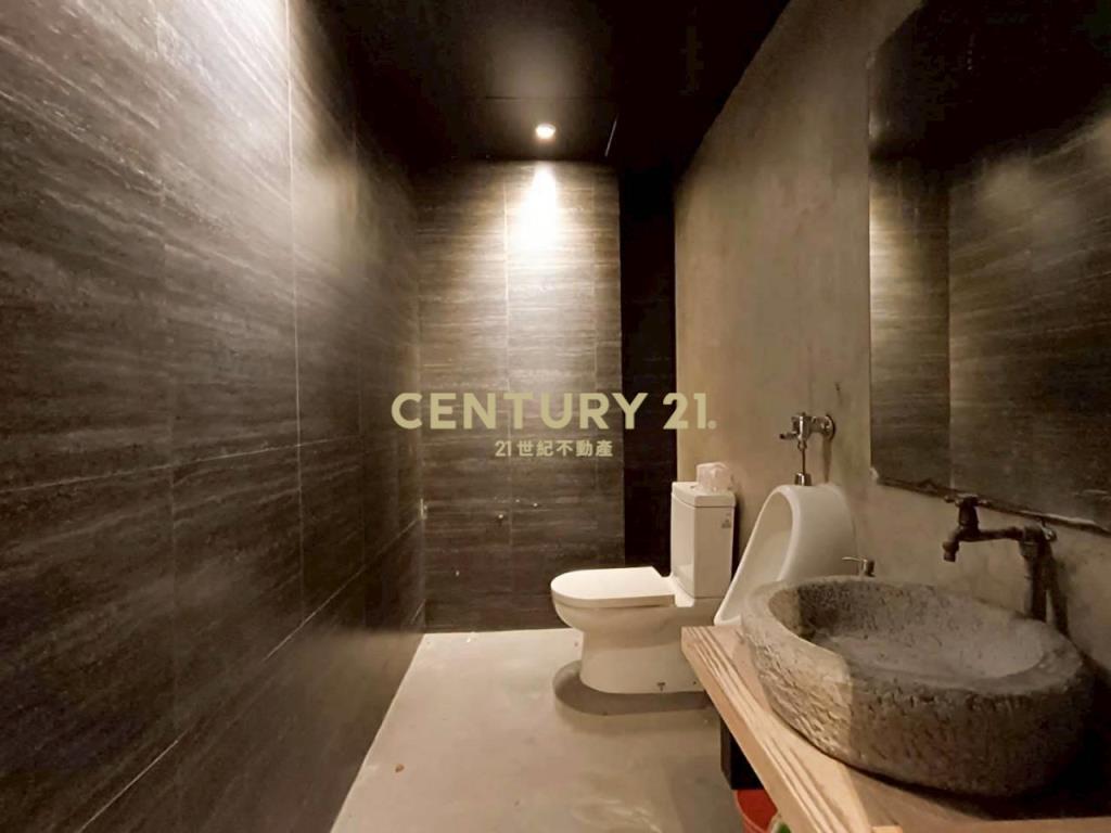 BH036縣政中心百坪雙面臨路店面(租)