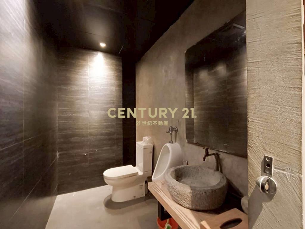 BH036縣政中心百坪雙面臨路店面(租)