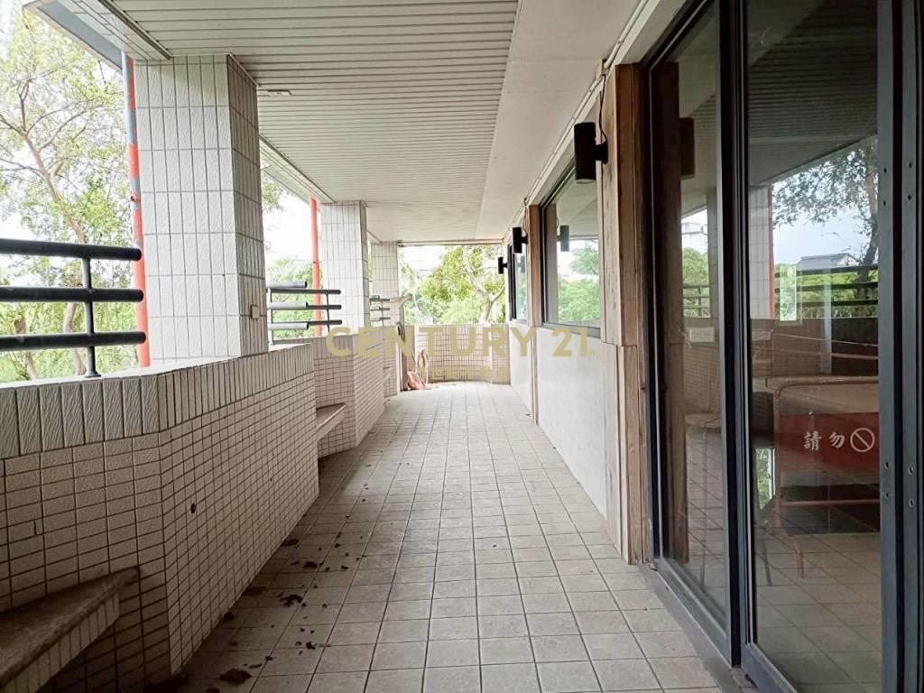 BH036縣政中心百坪雙面臨路店面(租)