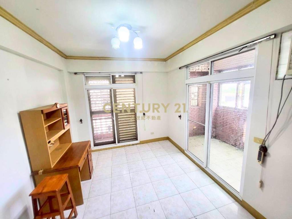 BB735城市公園雙車位別墅