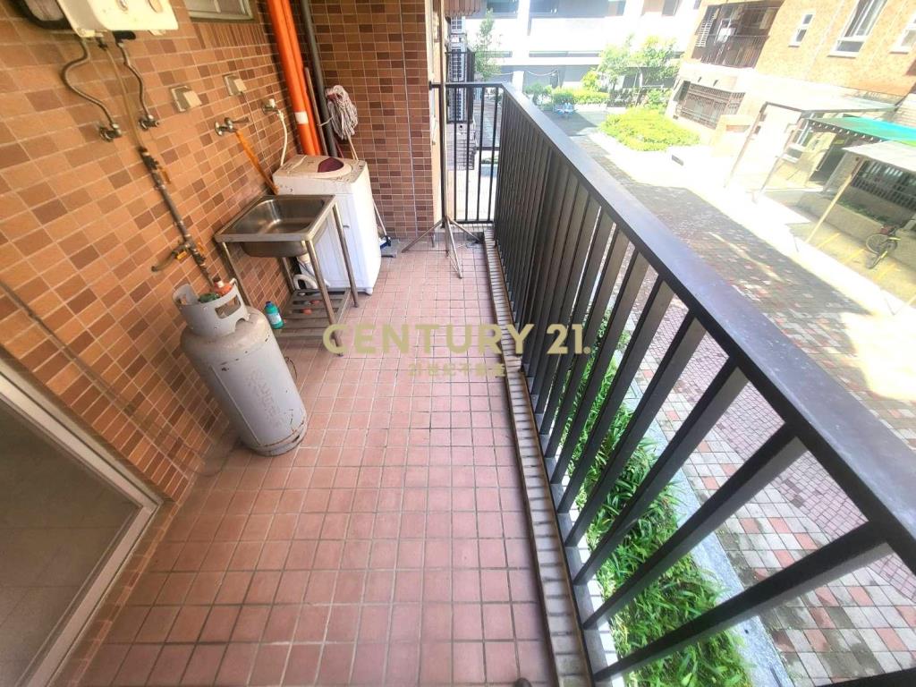 BA460縣政邊間花園大車位美廈