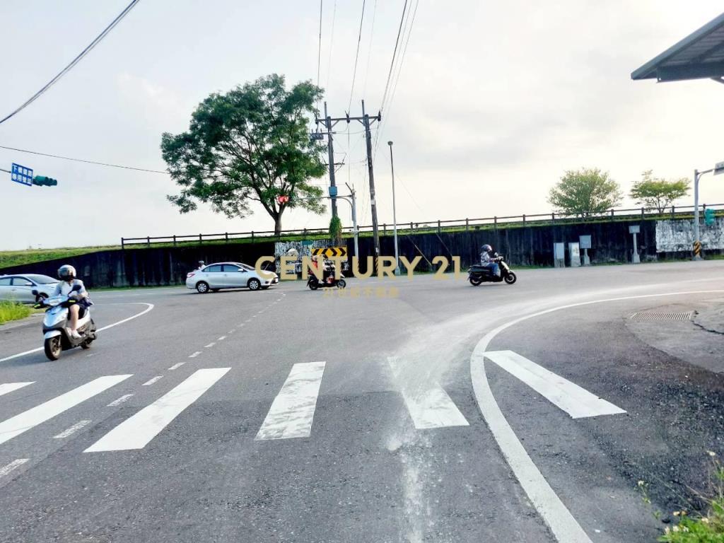 BD705宜市大面寬雙面路建地