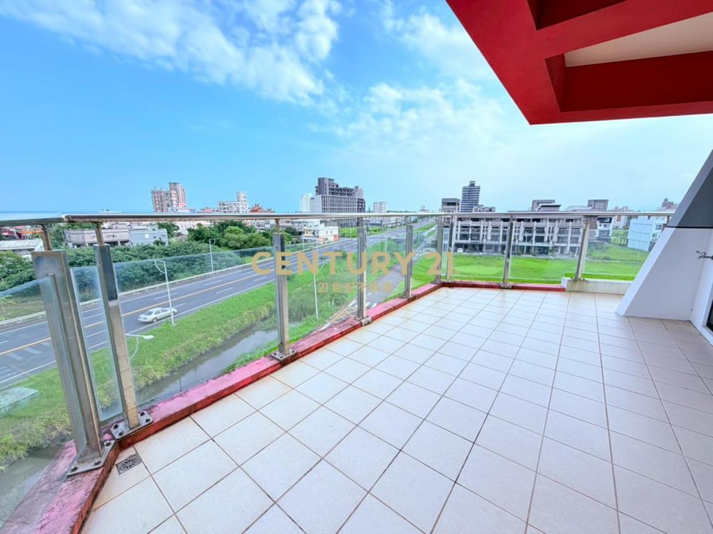 JB276頭城地標船型電梯傳奇