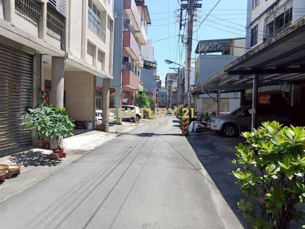 BA466宜蘭東後街一品華廈3房