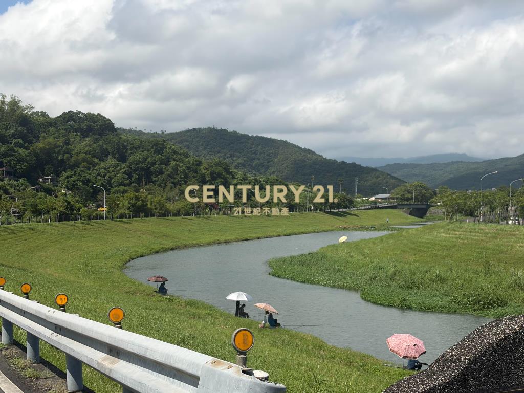 BC850冬山河足坪美農地