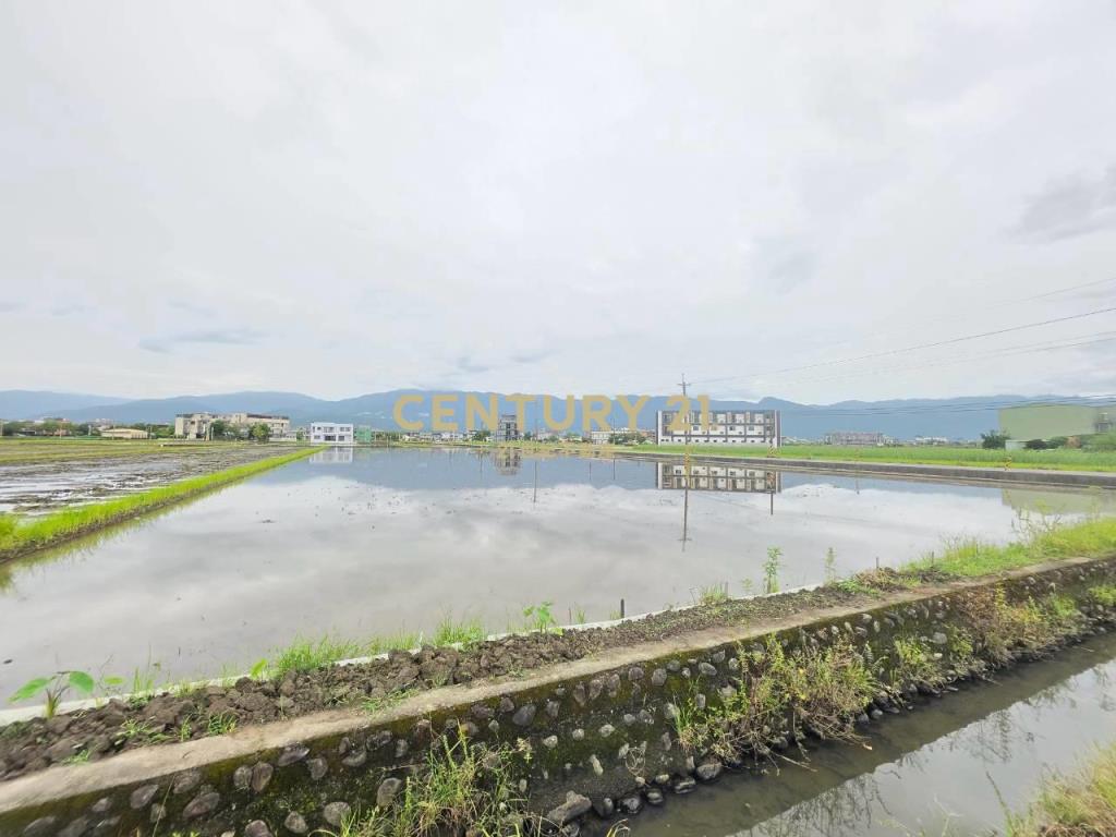 BC854礁溪30米大面寬增值農地