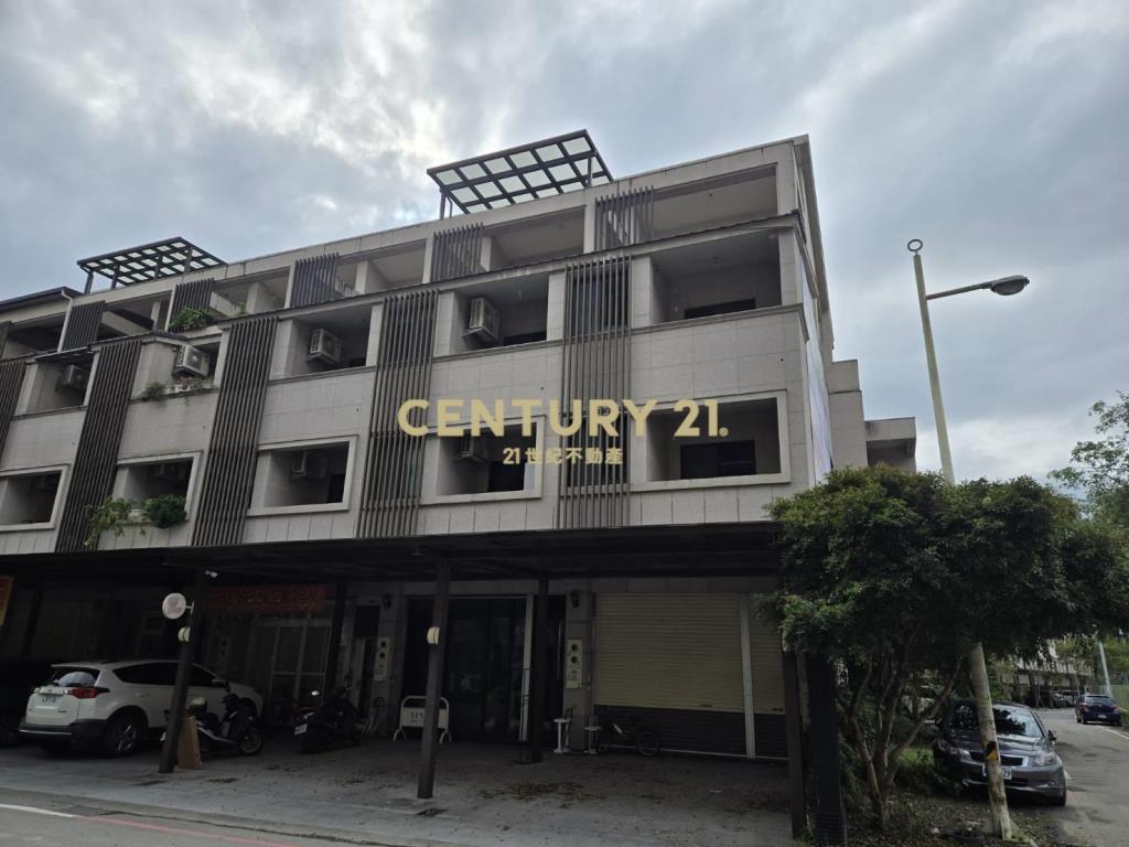 FG083高鐵角窗別墅店面