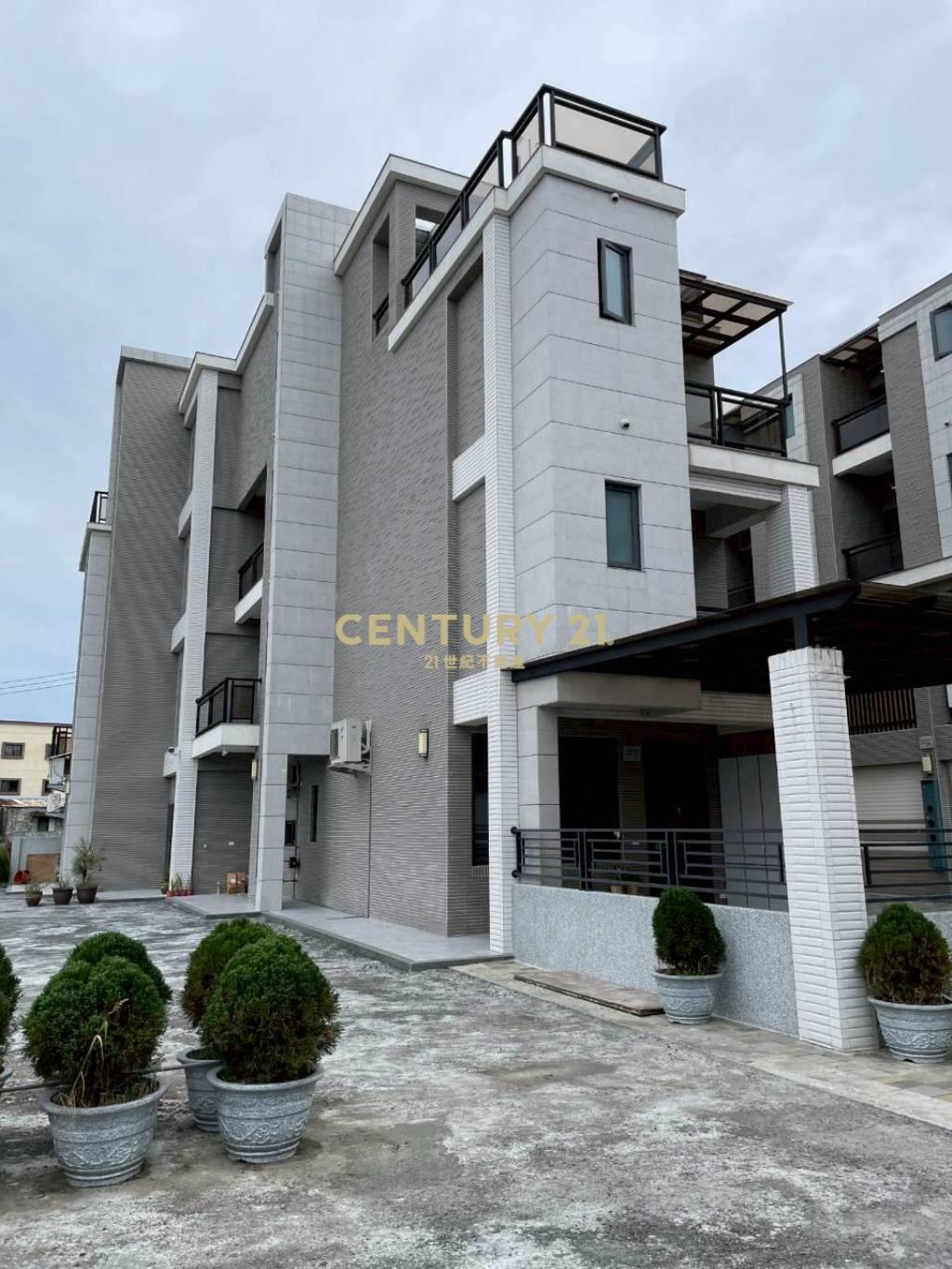 FB317安農溪畔、雙車位電梯別墅