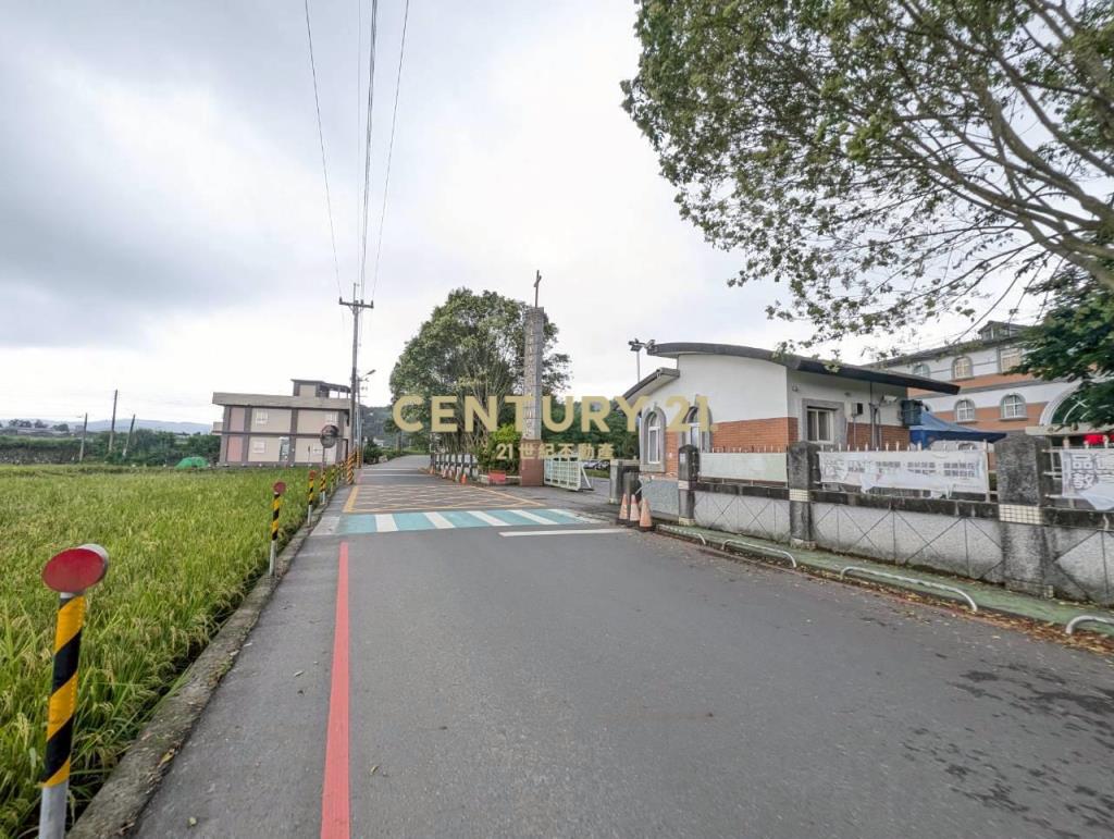 FC406聖母護校旁足坪1213美農地