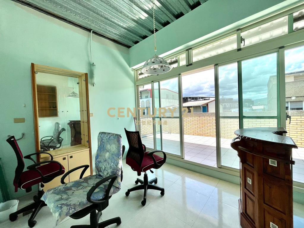 DG052宜市商業區11米大面寬店住