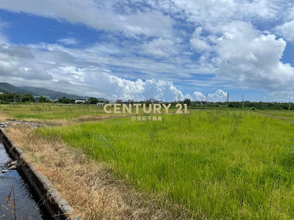 DC301礁溪交流道附近老農足坪農地