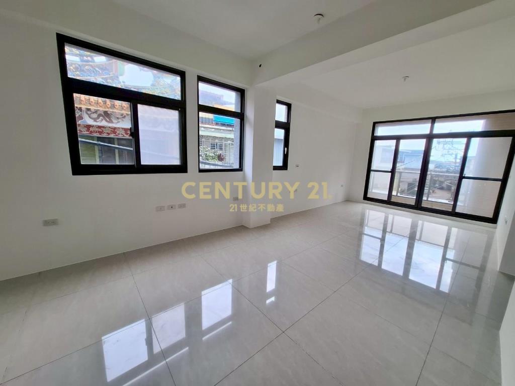 JB199礁溪轉運站全新電梯邊間透天