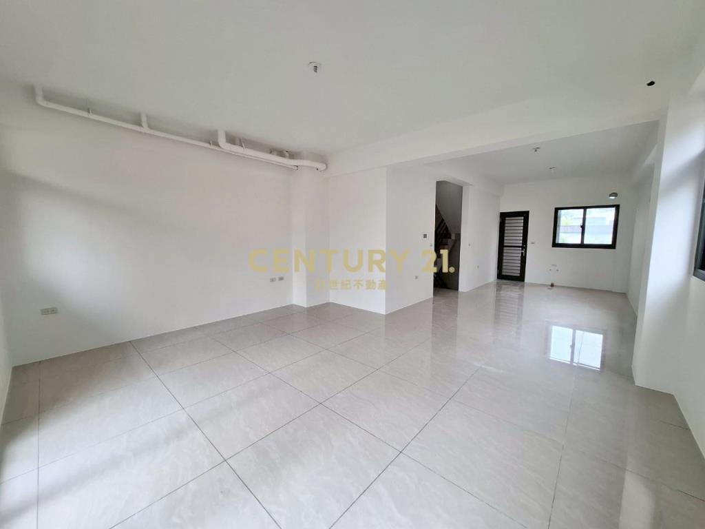 JB199礁溪轉運站全新電梯邊間透天