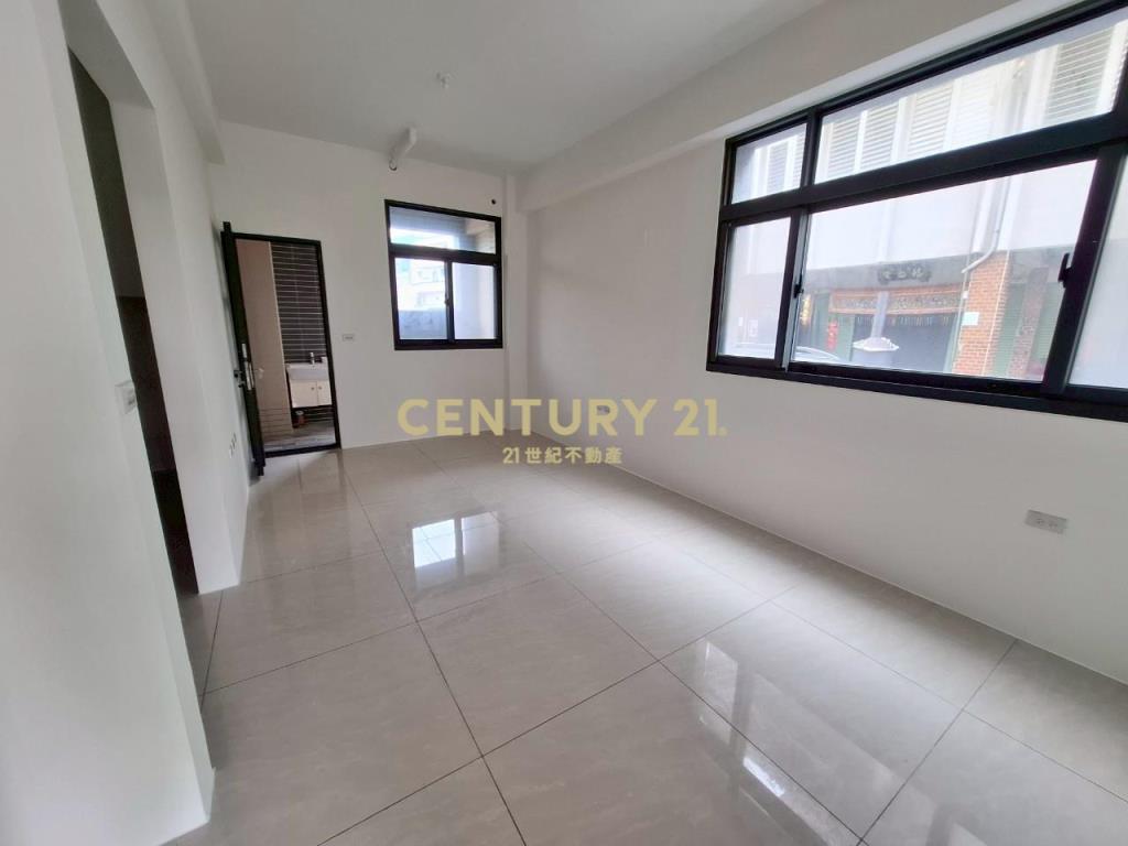 JB199礁溪轉運站全新電梯邊間透天