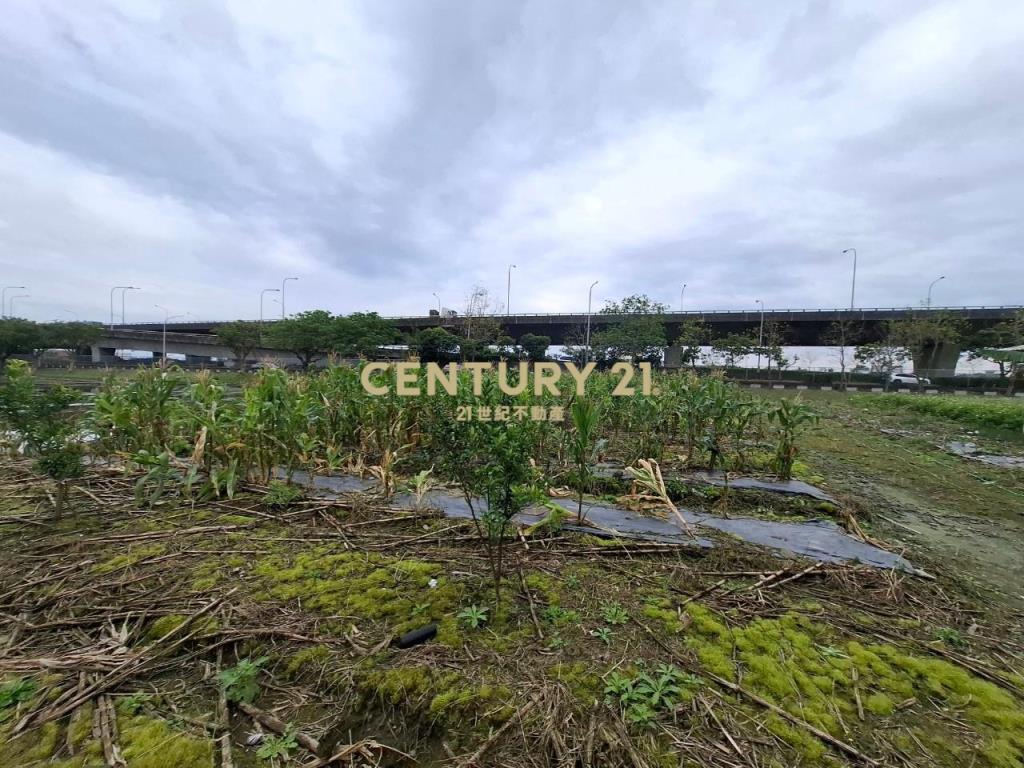 JE079近交流道多功能產業農舍