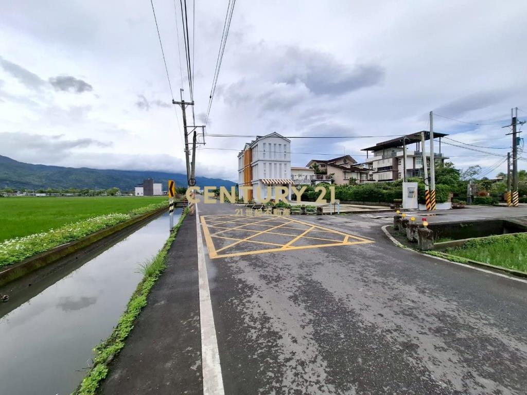 JC333近礁溪交流道剛好足坪美景農地