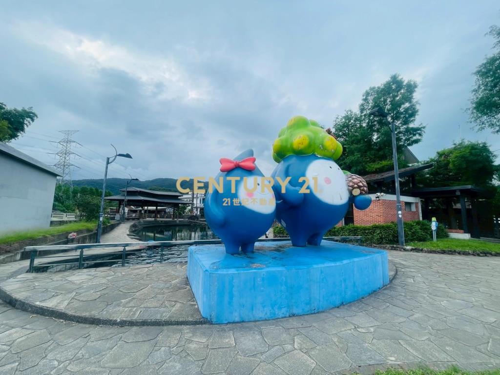 DC449員山大湖螃蟹冒泡足坪農地