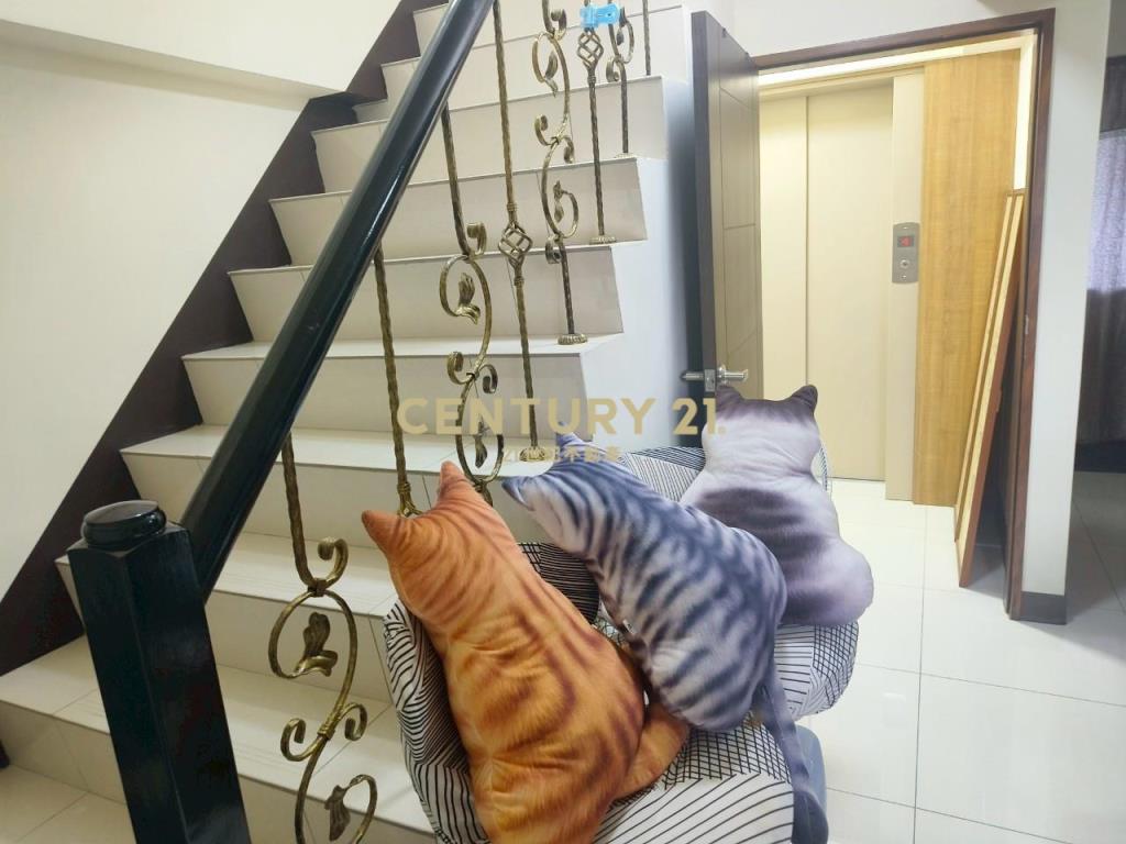 DB394礁溪輕屋齡電梯透天